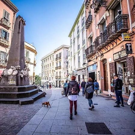 Piazza Martiri Flat Lägenhet Cagliari Exteriör bild