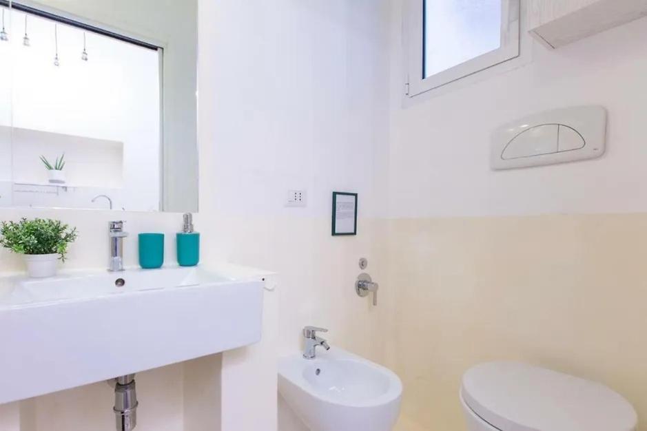 Piazza Martiri Flat Lägenhet Cagliari Exteriör bild